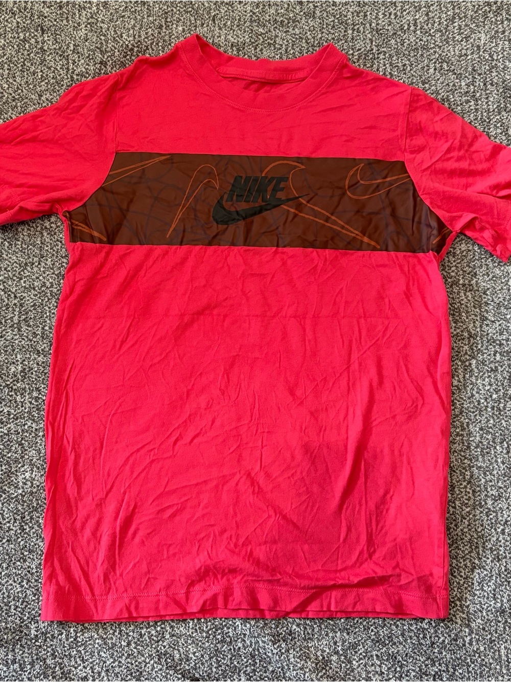 Nike Men’s Bright Red Short Sleeve Graphic Tee